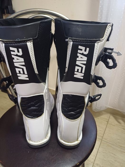 Cizme motocros mărime 40