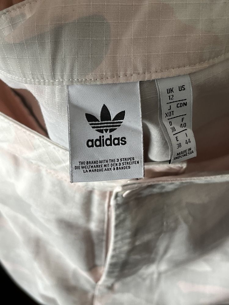 Панталони Adidas, Bershka, Tommy Hilfiger