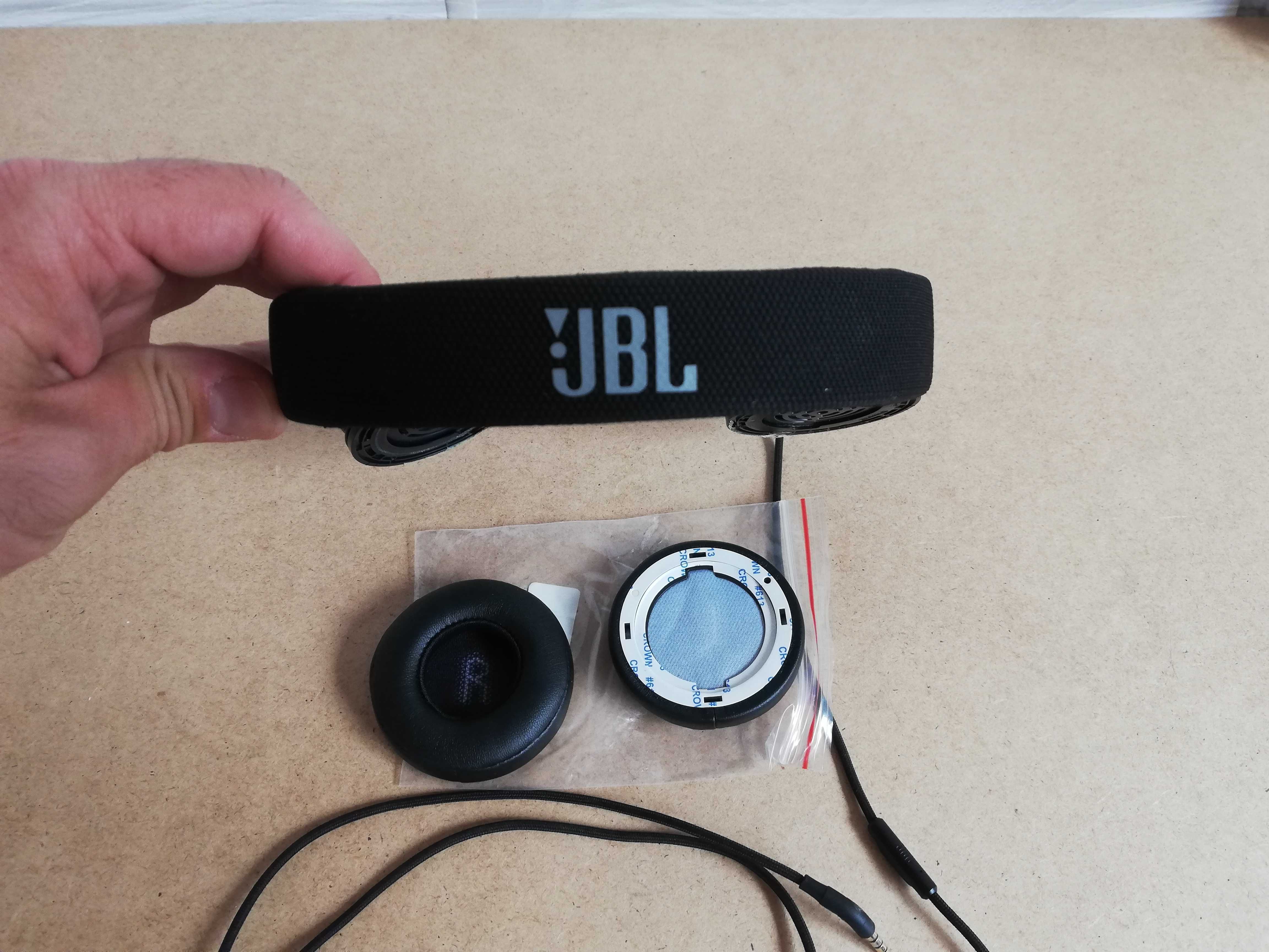 Аудио слушалки с кабел JBL E35 Микрофон