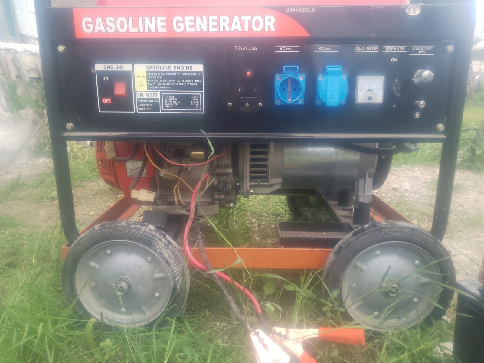 Inchiriez generator