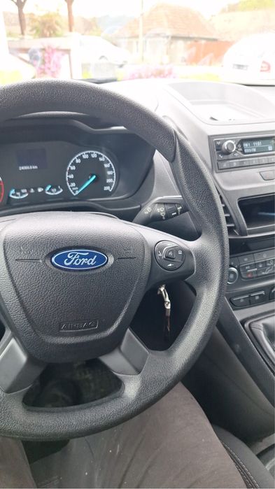 Vând  Ford Transit Connect