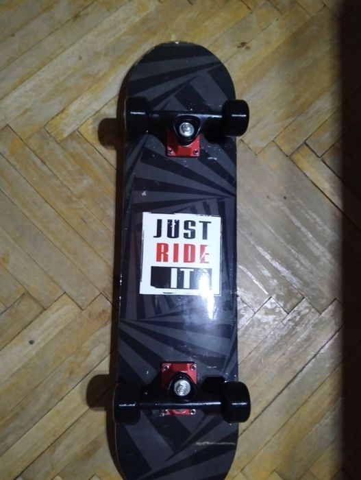 Vând skateboard xspot