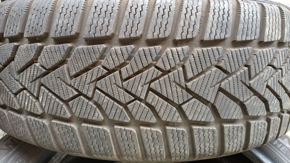 Зимни Гуми UNIROYAL WinterExpert 205/55/16 91T
