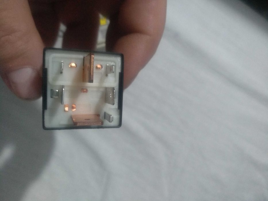 releu pornire monark