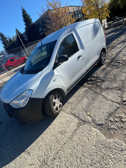 SC vinde Dacia Dokker in stare foarte buna