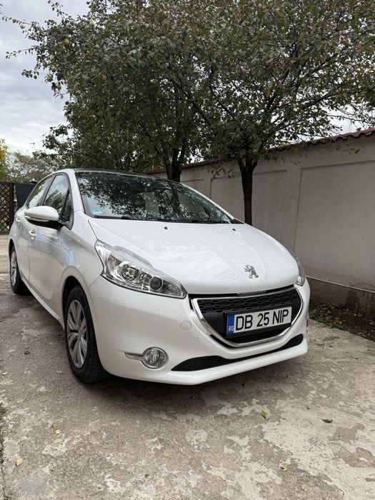 Peugeot 208 panoramic
