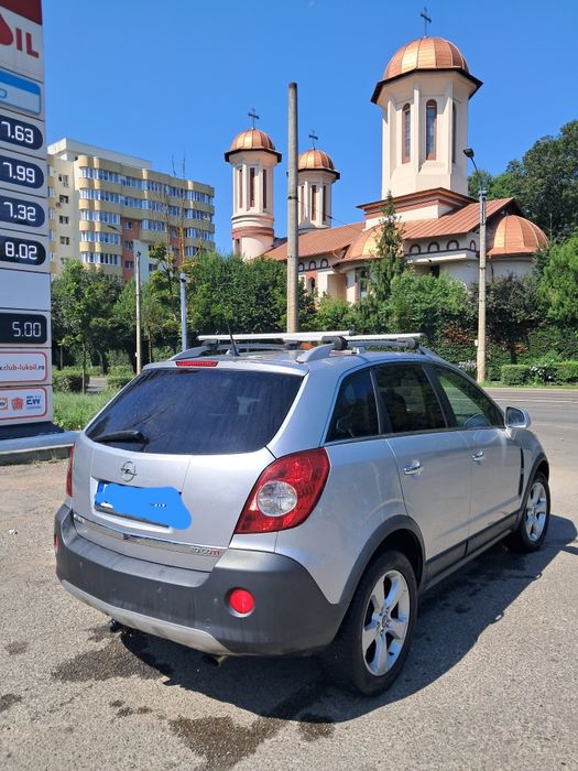 Vând Opel antara