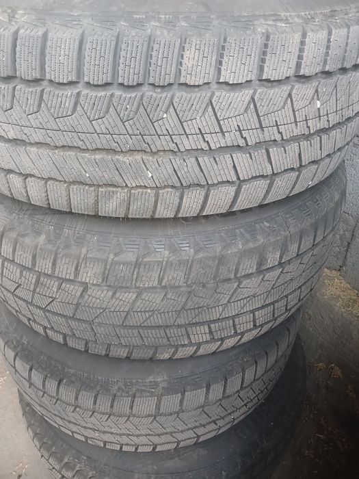 Продам шины новые размер 255×55×18 2 балона .2 балона 255××5×18