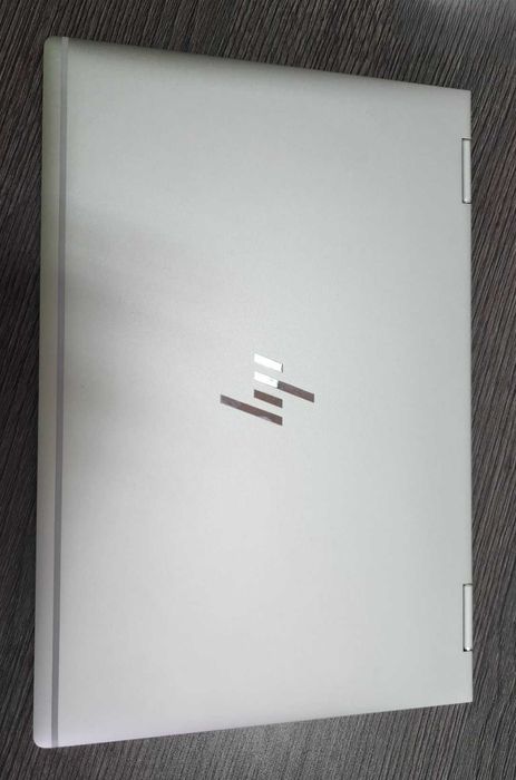 HP EliteBook x360 1030 G3 13.3" Full HD с i5 8250U RAM 8GB/ 256GB SSD