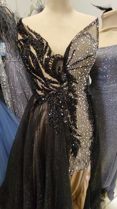 Блестяща Бална Рокля