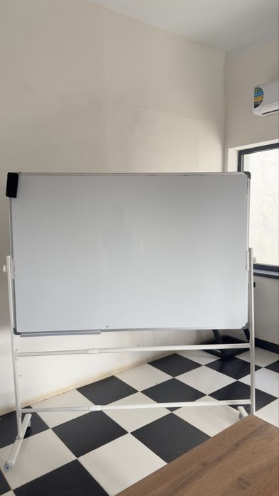 Markerli+bo’rli doska sotiladi, o’quv markaz, ofis yoki ishxona uchun