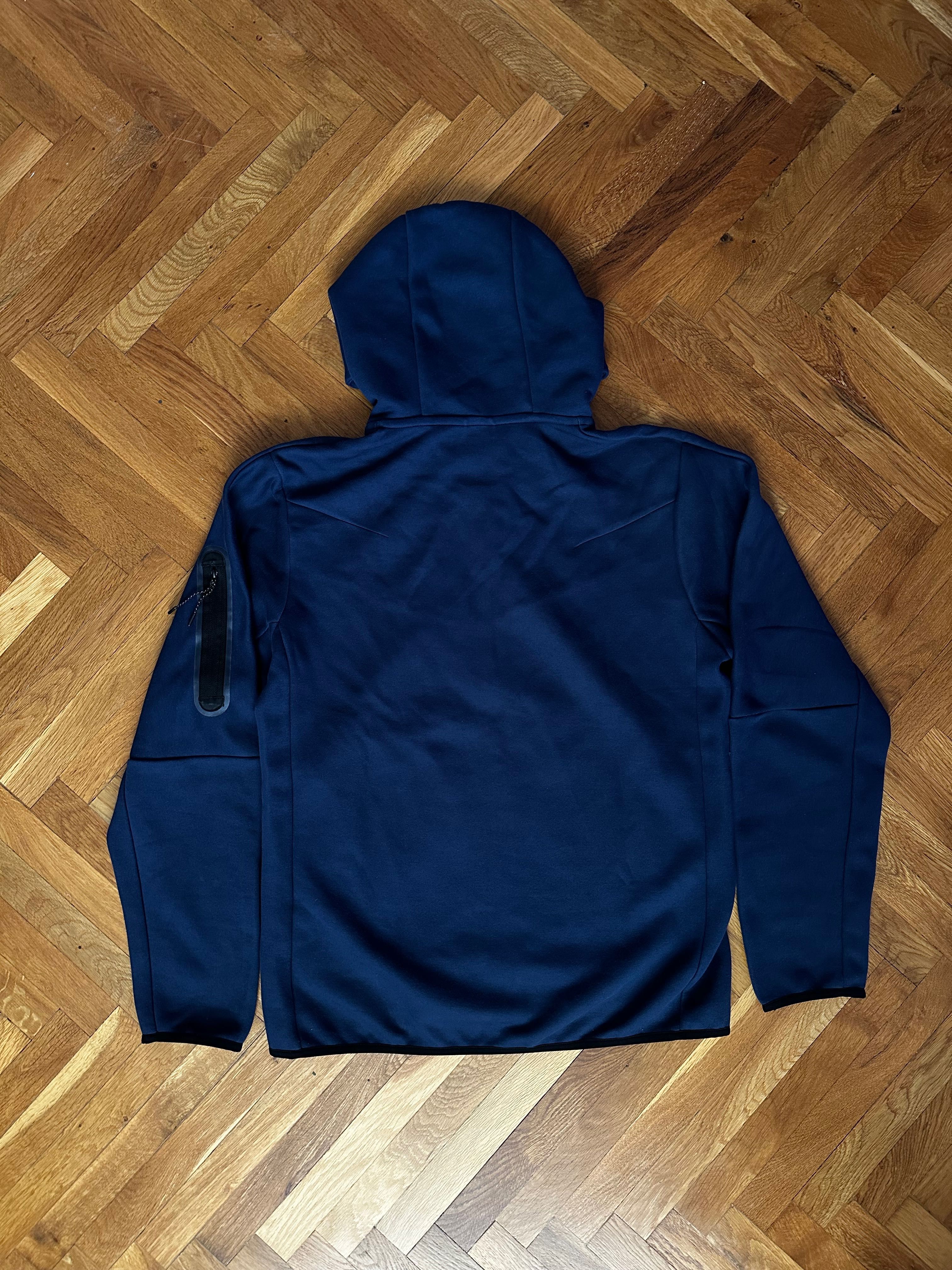 Nike Tech fleece суитшърт
