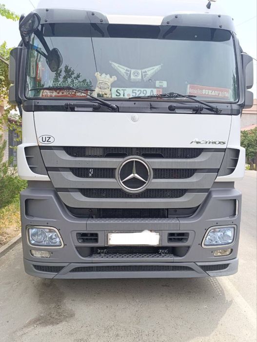 продаётся тягач Mercedes actroz
