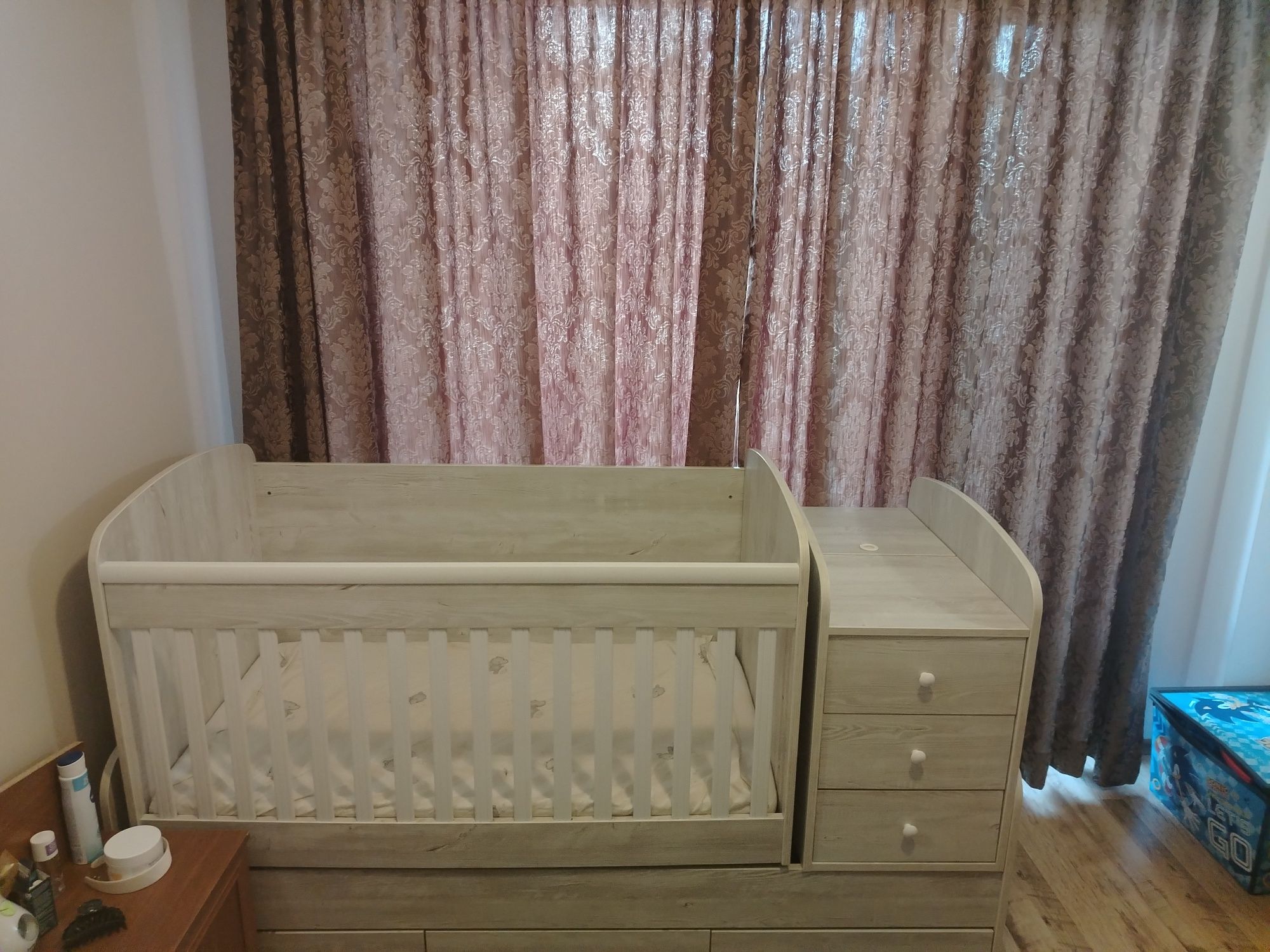 Продавам детска кошара