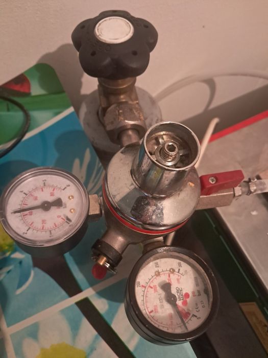 URGENT!!! Dozator bere+cap+tub oxigen