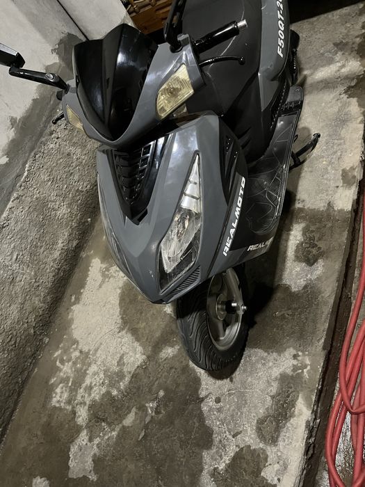 Корейский  (F50QT-2б скутер