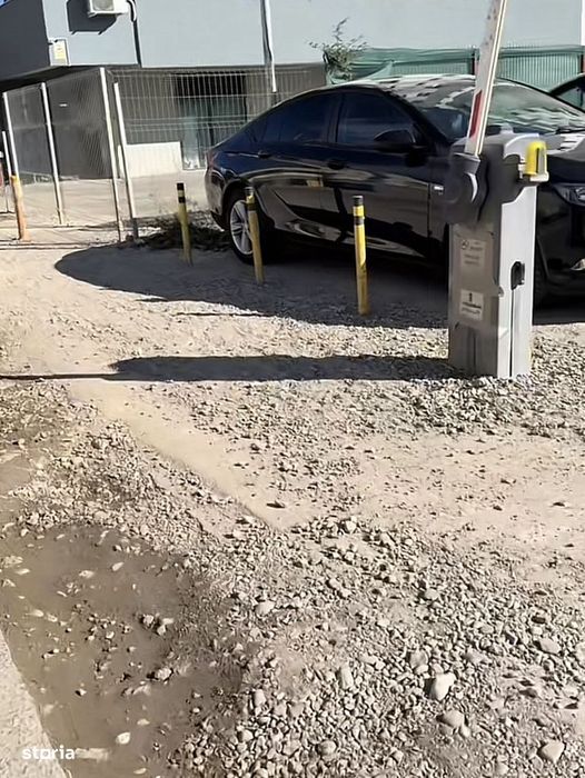 Loc de parcare / Safirului/primul loc de la strada/ parcare cu bariera