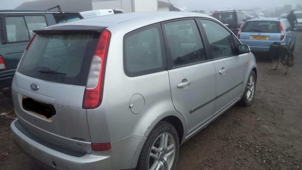 dezmembrez ford cmax din 2006