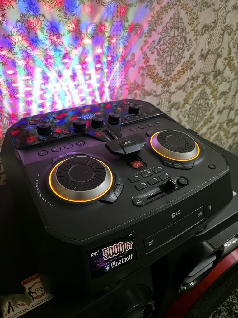 LG ck99 мошнист 5000ватт р.м.с