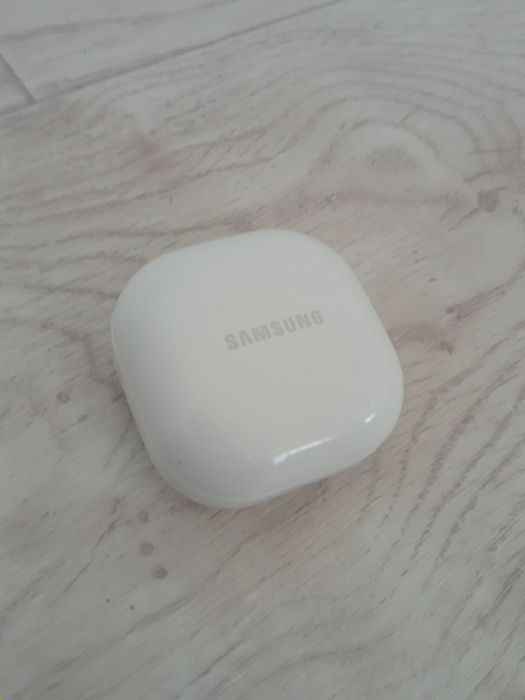 Продаются samsung buds2