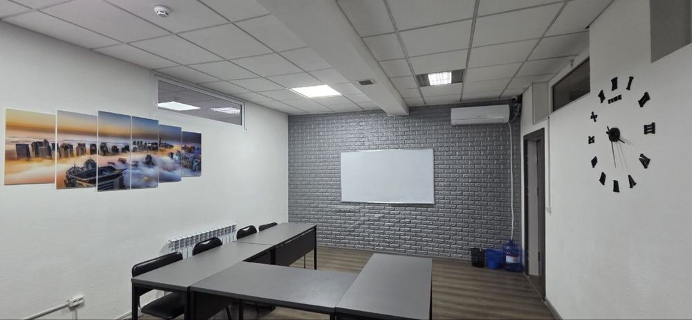 Срочно Офис 2Комнаты с Мебелью