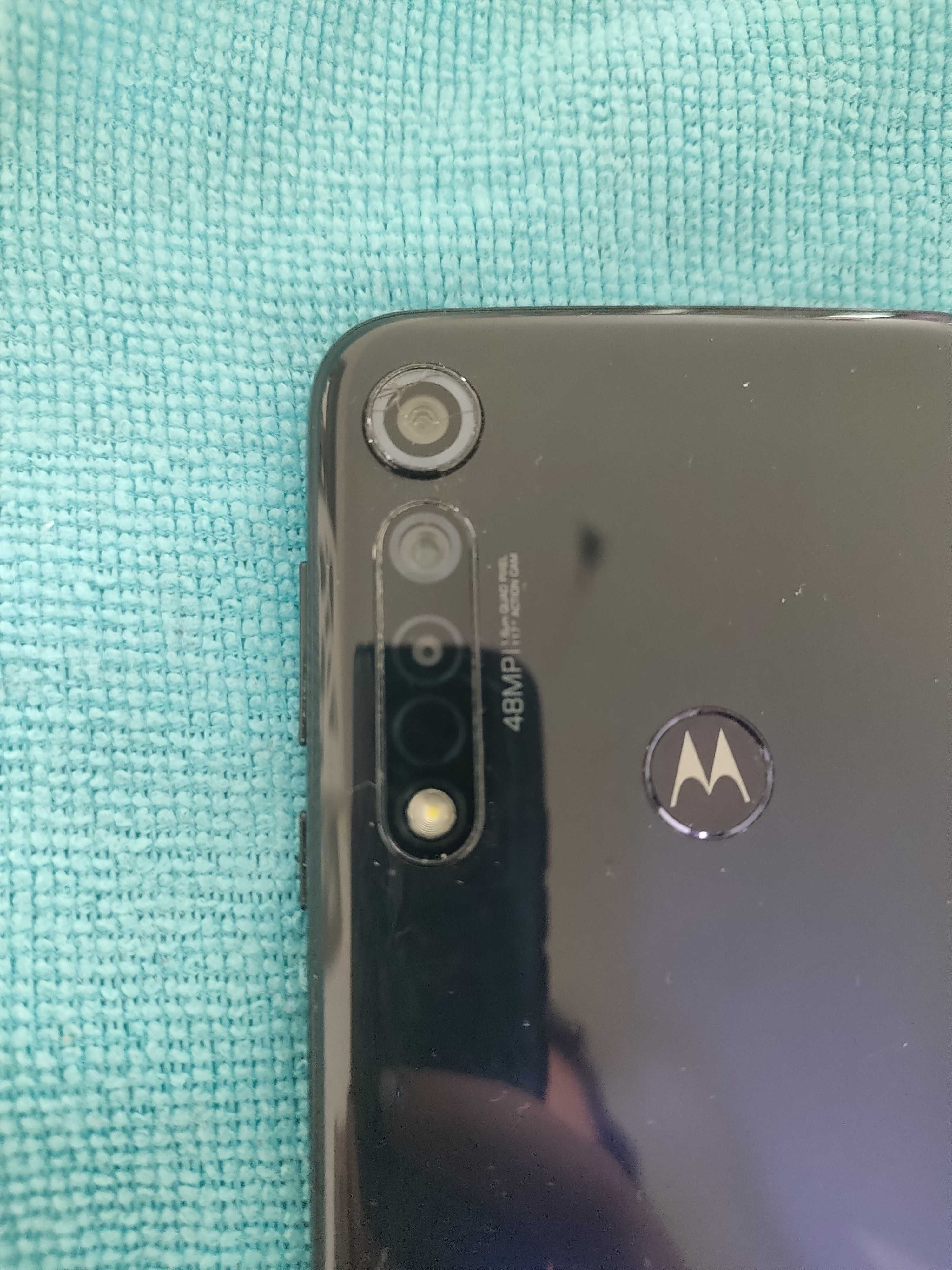 Motorola g8 (plus)