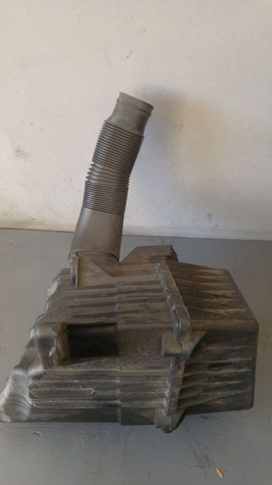carcasa filtru aer 1.4 tdi bnm seat cordoba 6l skoda fabia vw polo 9n 6q0129601ar