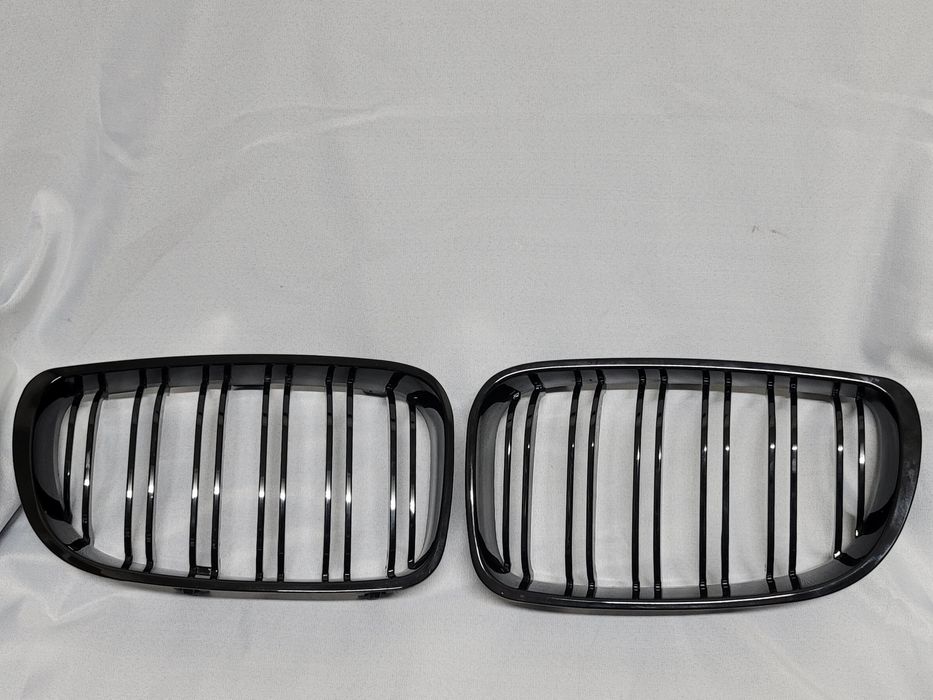 Vând sau schimb Grile BMW E87 facelift