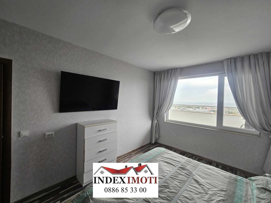 3-стаен апартамент-148кв.м,паркомясто и Голяма тераса с кухня