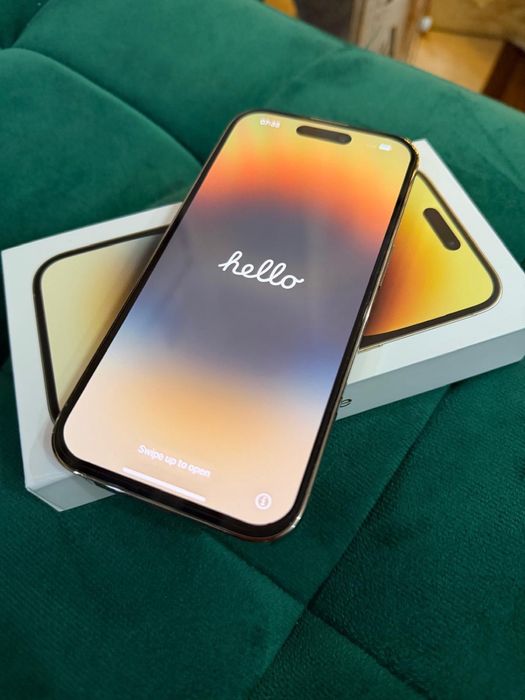 Iphone 14 pro Gold