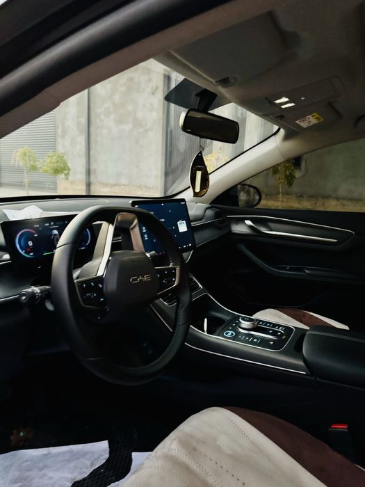 Byd chazor hybrid 2025