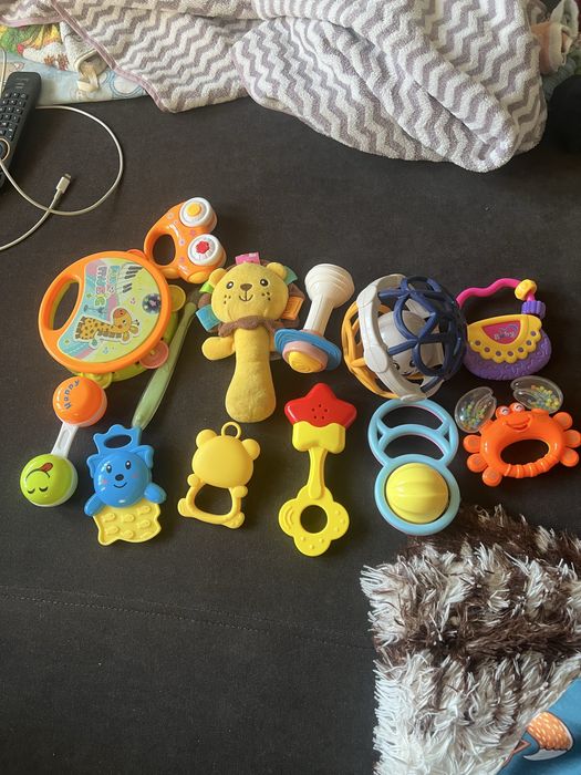 Погремушки для малыша