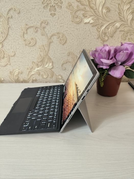 Microsoft Surface Pro 5 Platinum
