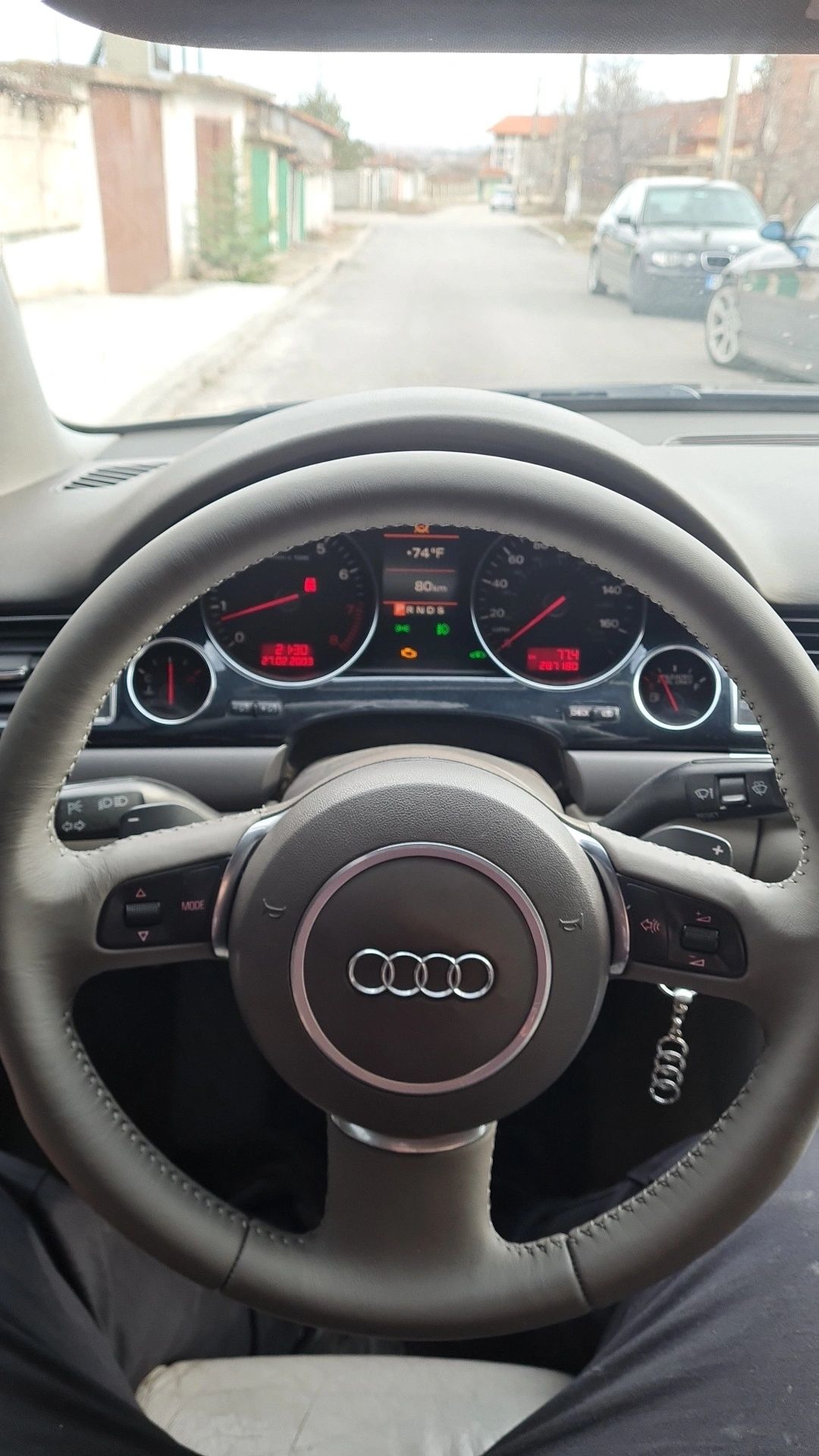 Audi A8д3 4.2i на части