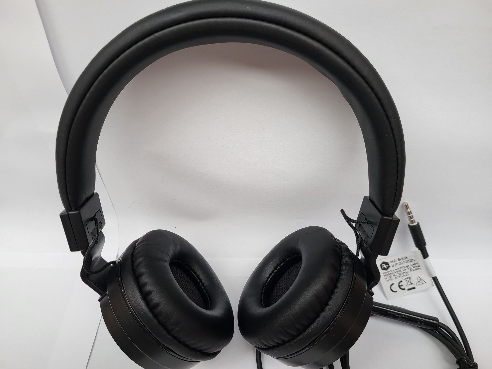 Cast audio cu fir A+