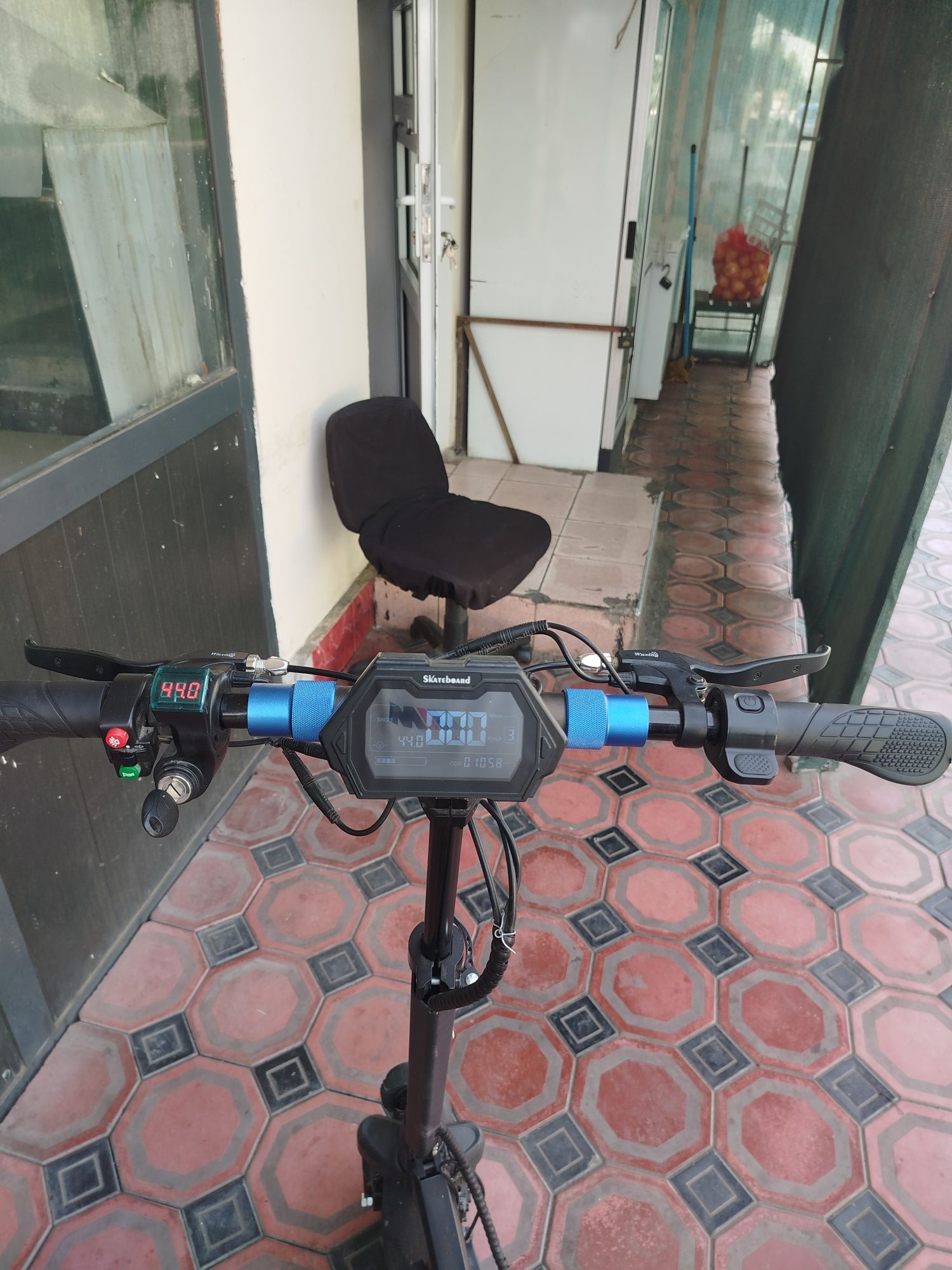 Elektro samokat bor