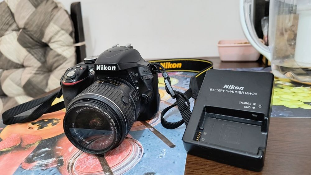 професионален фотоапарат Nikon D3300 + обектив Nikon AF-S DX VR Nikkor
