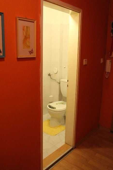 Дава се под наем Тристаен апартамент в Пловдив, Въстанически - 120 кв.м за 325 € - Снимка #13