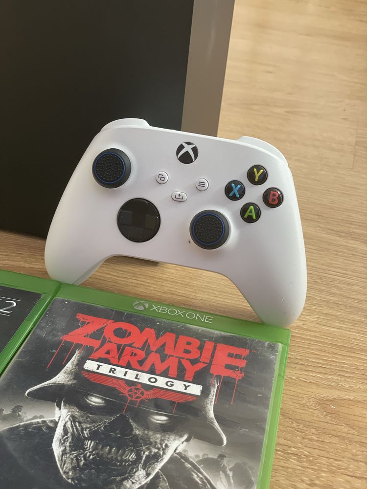 Consola XBOX SERIES X +Controller + jocuri!mic Defect