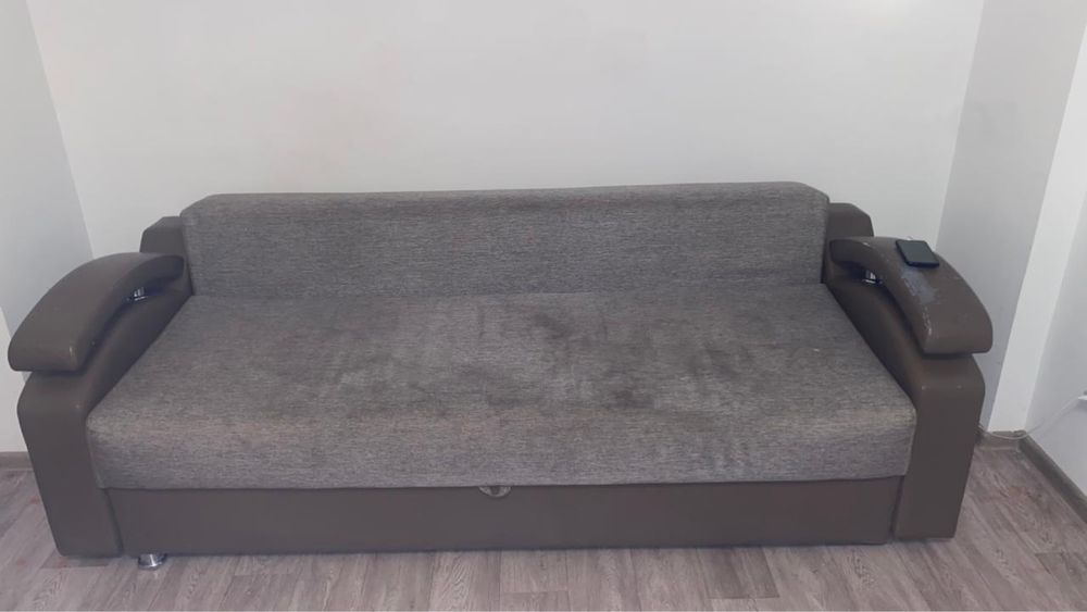 Продам диван в хорошем состоянии