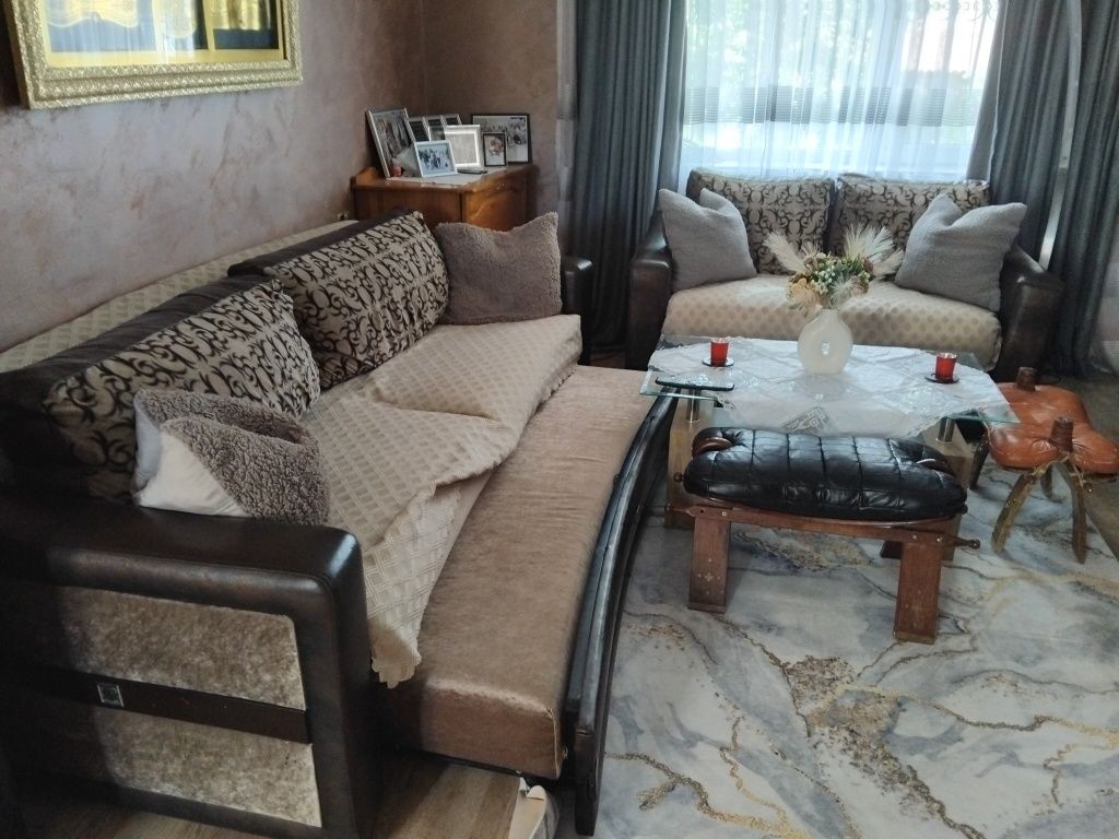 Мебели за къща ,,