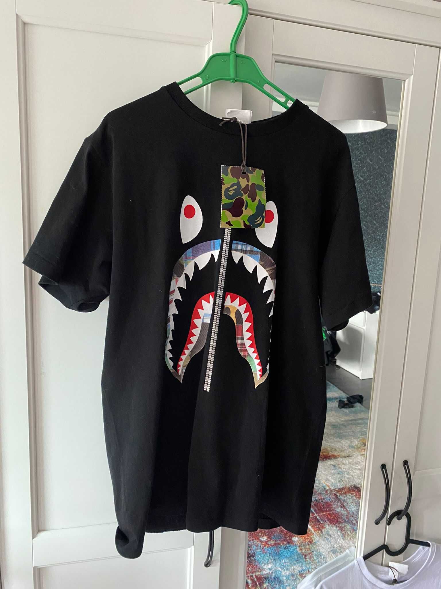 Vand tricou bape zip
