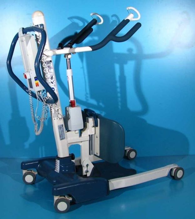 Macara/ Elevator pentru transportul pacientilor Invacare