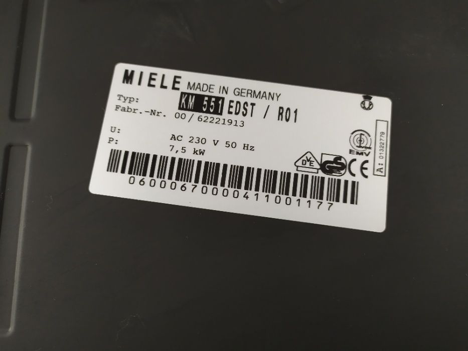 Miele Дизайнерски Керамичен плот за вграждане, котлон 80см KM 551 EDST