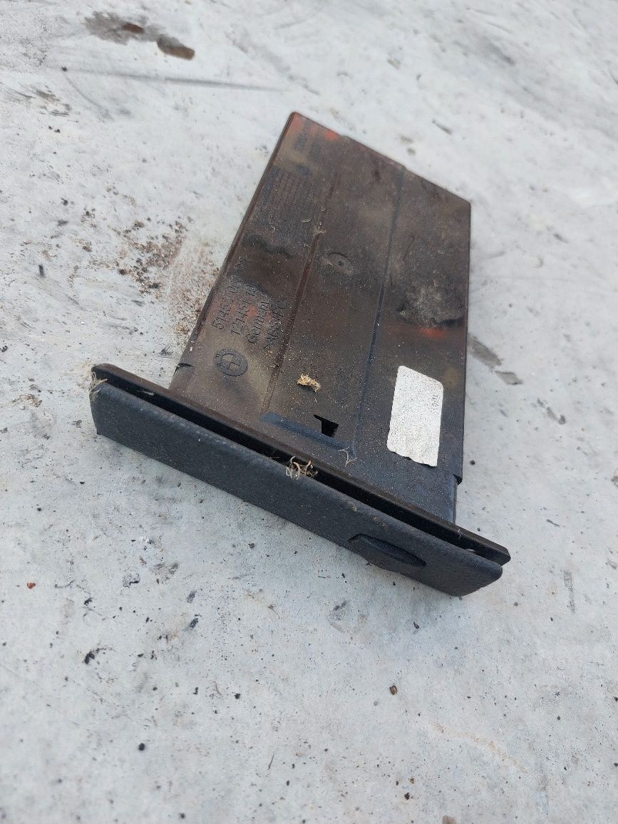 Cup holder Бмв bmw е60 е61 520д 177кс  n47