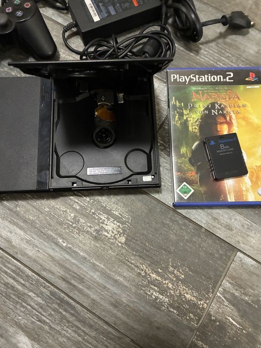 PlayStation 2 Super Slim [PS2]