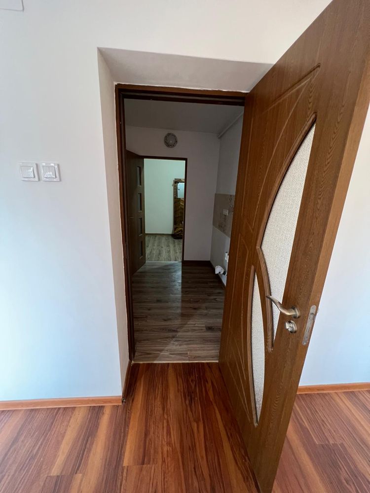 Apartamanet cu 1 camera la parter