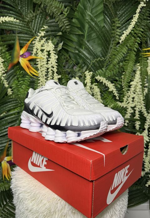 Nike Shox TL Black-White