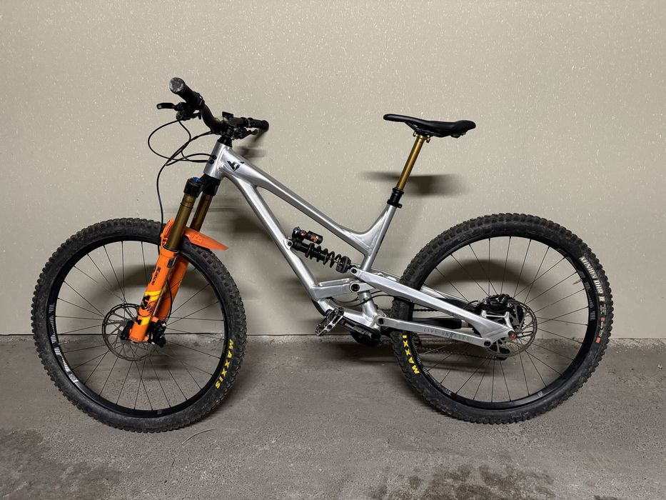 Yt capra edution limited 29