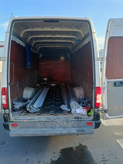 Transport marfă.Debarasări deșeuri mobilă și construcții.Mutări